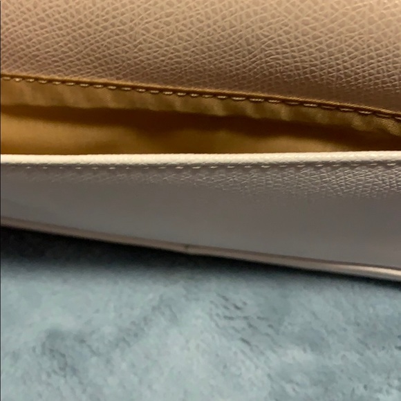 (SOLD) ❌GUESS long pink wallet - Picture 6 of 6